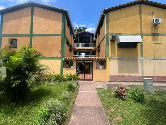 Apartamento En Venta Edificio Los Guásimos Rc