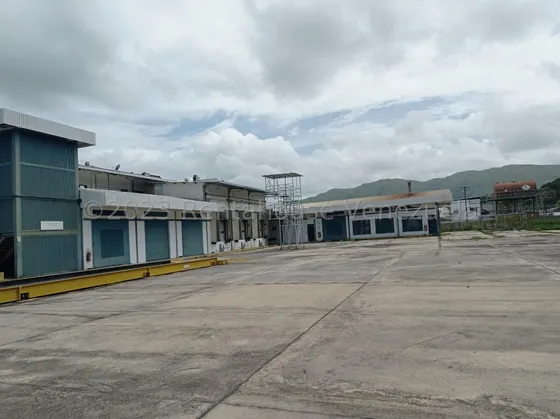 Martha Peña Silva Rentahouse Vende Excelente Galpon Industrial En Zona Ind. La Chapa La Victoria Mps 23-24608