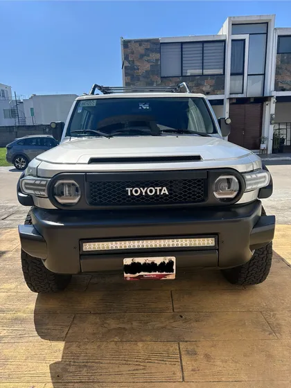 Toyota Fj Cruiser 4x2