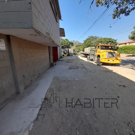 Bodega En Venta En Pasadena. Cod V792335