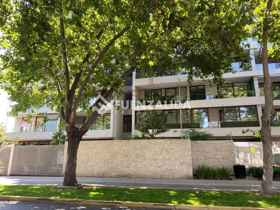 Departamento En Venta De 2 Dorm. 2 Baños Y 2 Estac, Ñuñoa