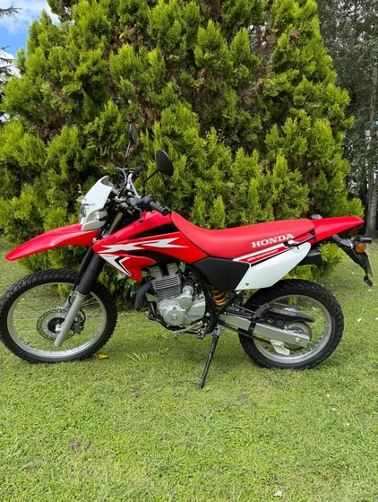Tornado 250