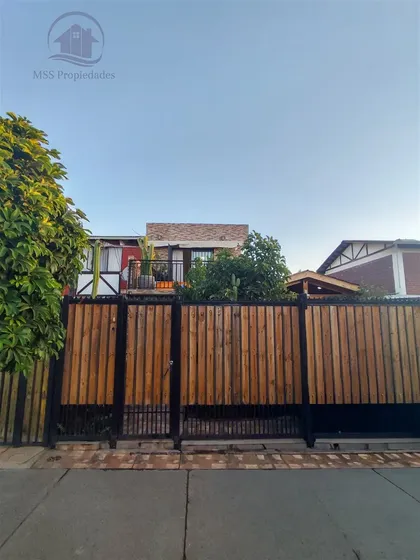 Casa En Venta De 3d/3b Protectora De La Infancia Puente Alto