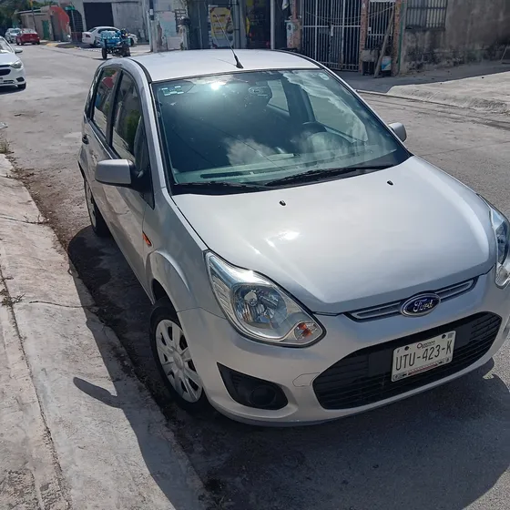 Ford Ikon 1.6 Ambiente Ac Mt