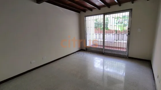 Oficinas En Arriendo Suramericana 643-7180306