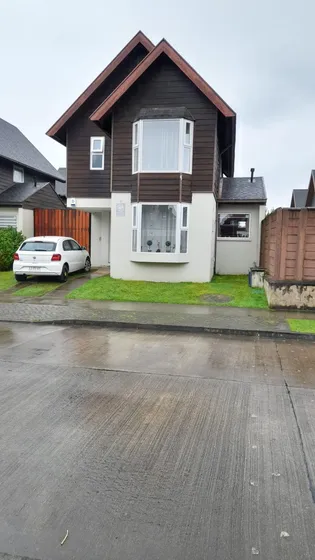 Venta De Casa En Condominio Torobayo Valdivia