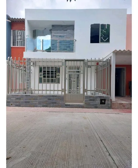 Se Vende Casa Duplex En Las Estrellas