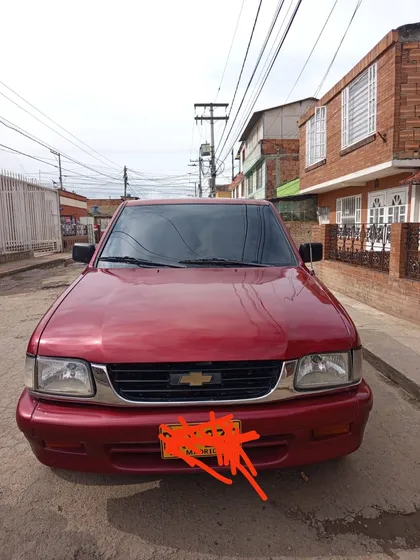 Chevrolet Luv 2300
