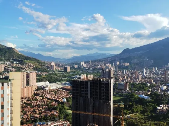 Apartamento En Arriendo Ubicado En Bello Sector Terranova  (21203).