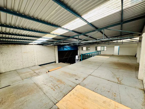 Bodega Comercial O Almacén En Renta