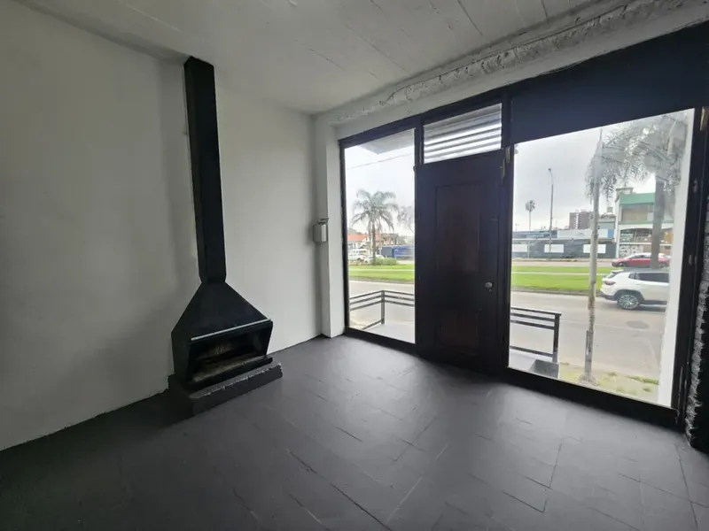Venta O Alquiler Local O Vivienda Malvin 75m2