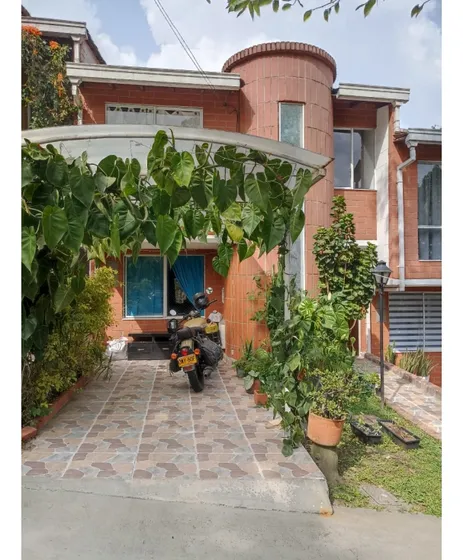 Casa En Venta En La Estrella   El Pedrero