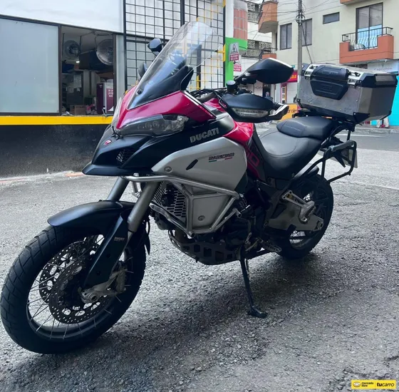 Ducati Multistrada Enduro / Modelo 2019