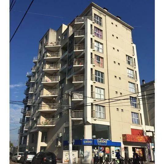 Departamento 2 Amb Con Balcon Al Frente Calle Las Heras 1338