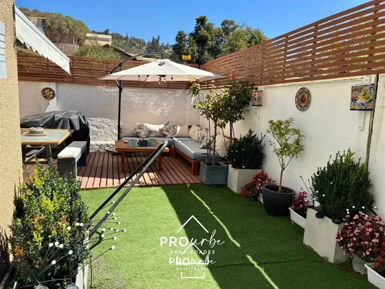 Condominio / Paneles Solares / Quincho Y Estar / Como Nueva