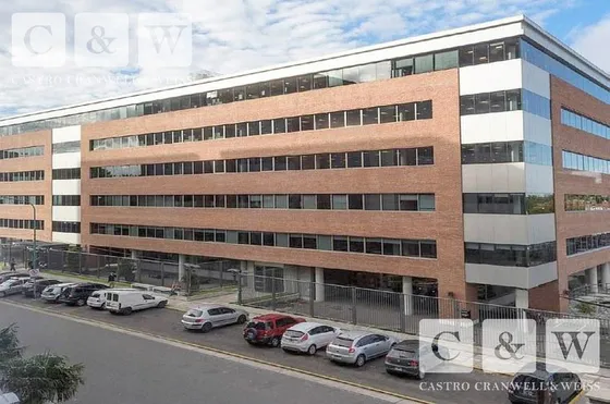 Olivos Building Iii | Edificio De Muy Buena Categría | Piso En Excelente Estado