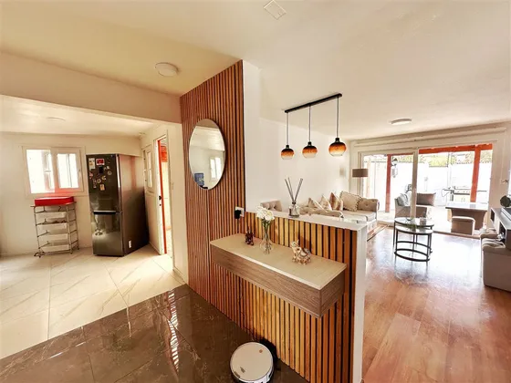 Casa En Venta De 3 Dorm. En Buín