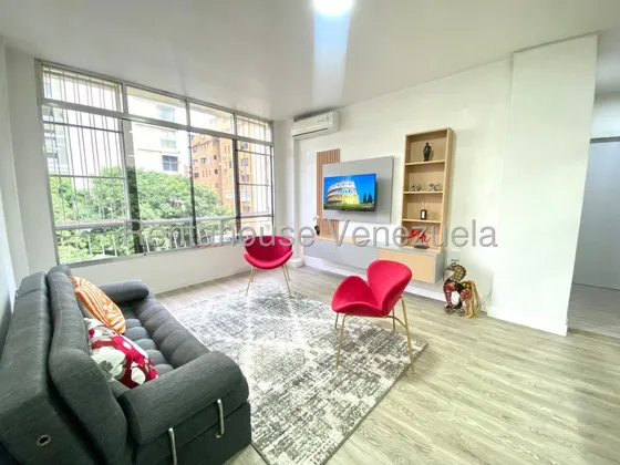 ¡¡oportunidad De Inversión Completamente Adaptada Al Lujo Y Al Comfort!!, Diseño Esplendido Con Acabados De Primera - Los Palos Grandes - Luis Gomez - Mls #25-23189