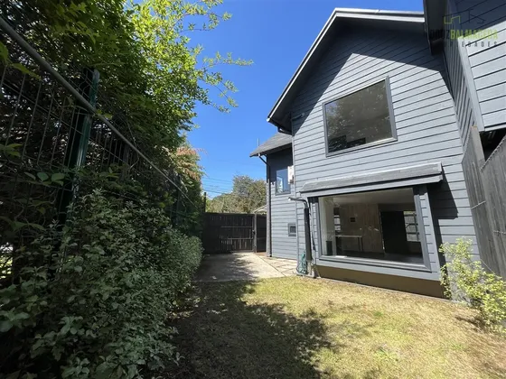 Casa En Venta De 2 Dorm. En Puerto Varas