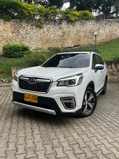 Subaru Forester 2.5 Cvt Eyeside