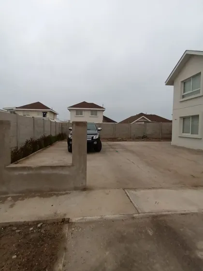 Casa Con Un Gran Terreno En La Serena Golf