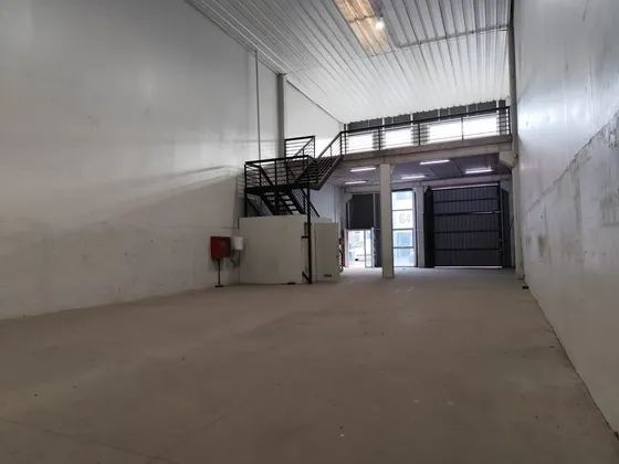 (bod) Bodega Venta Con Flujo, Excelente Conectividad