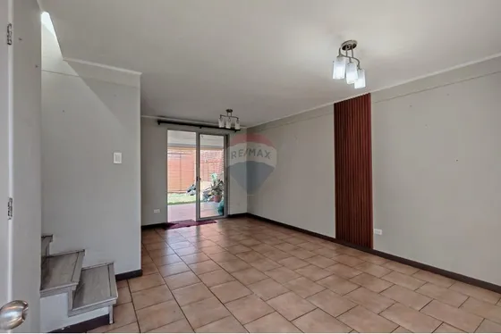 Espactacular! Casa 3d+2b, Con Bodega