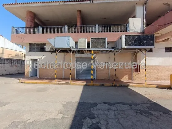 Local En Alquiler En La Morita 25-23546 Dt