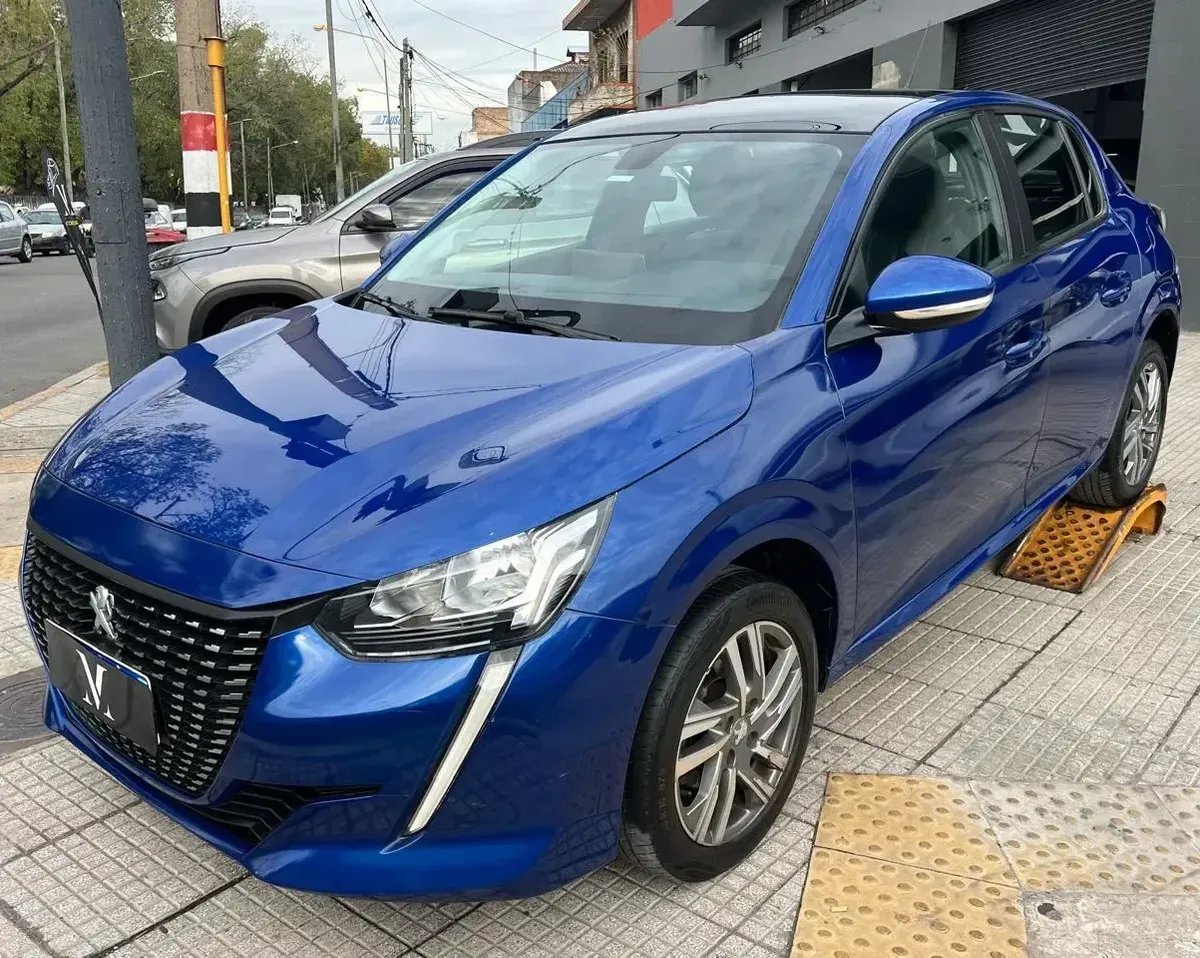 Peugeot 208 1.6l Allure Tiptronic