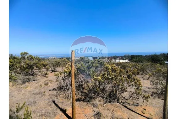 Terreno En Algarrobo Con Vista Al Mar Y Quebrada