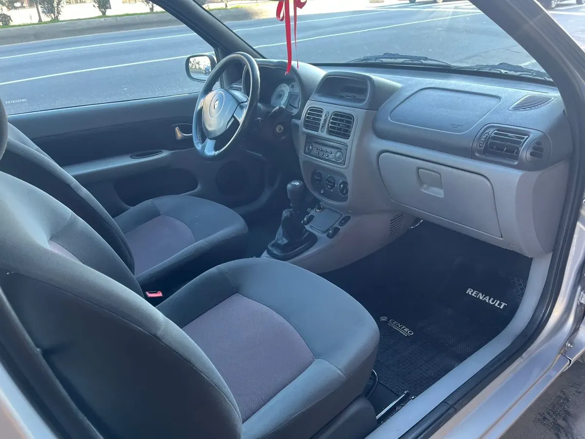 Renault Clio 1.6 Dynamique509190357491404806