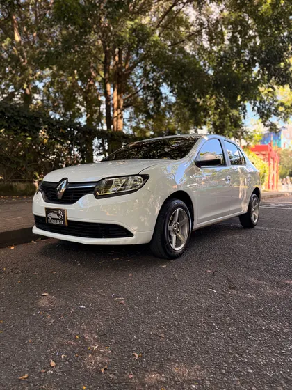 Renault Logan 1.6 Expression