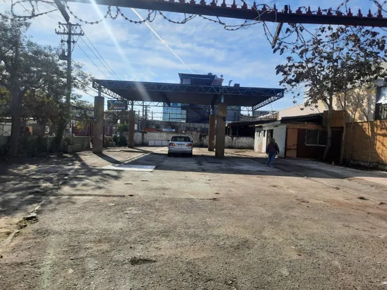 Se Vende Céntrico Terreno , Maipú