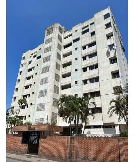 La Guaira, Puerto Viejo Apartamento En Venta O Alquiler    Kg-23-005