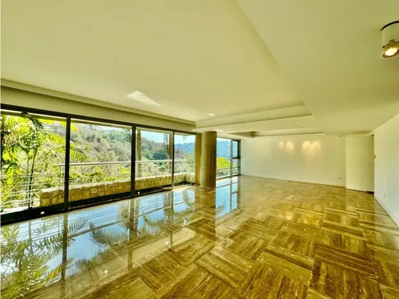 Se Vende Apto 268m2 3h+s/5b/3p Las Mercedes