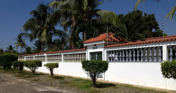 Espectacular Casa Estilo Villa Italiana Con Capacidad Comoda Para 14 Personas O Mas