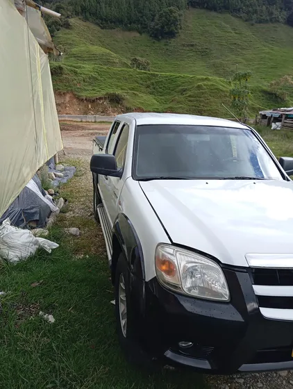 Mazda Bt50 2500
