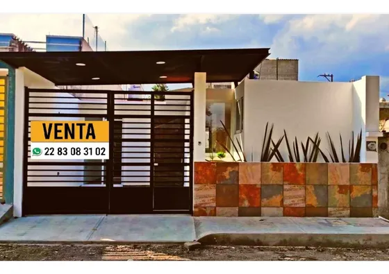 Casa En Venta En 2 De Enero, Coatepec, Veracruz De Ignacio De La Llave C.p. 91569