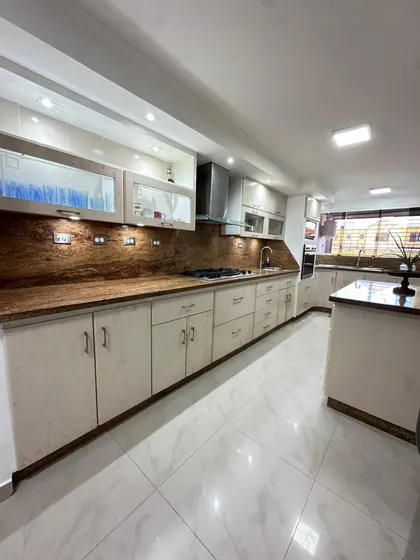 Apartamento En San Diego Residencia Valparaiso Ns