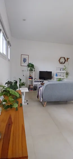 Dúplex En Venta En Calle 60 Y 153. Los Hornos