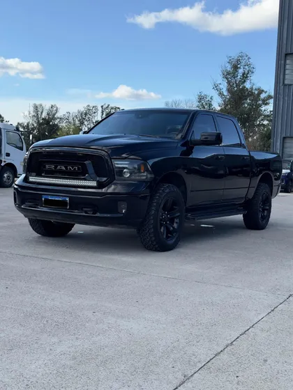 Ram 1500 5.7 Laramie Atx V8
