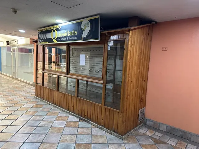 Kiosco-local Ubicado En C.c. Plaza Mayor - Lechería