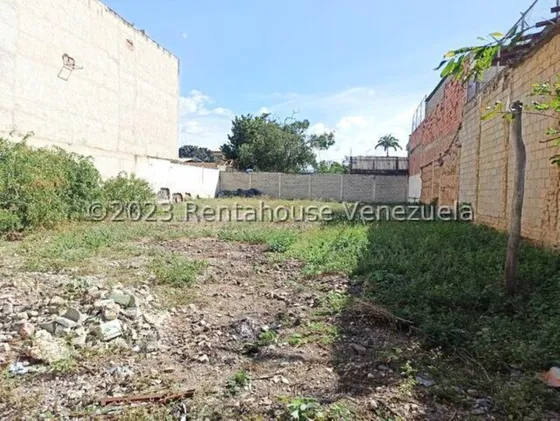 Milagros Inmuebles Terreno Venta Barquisimeto Lara Zona Centro Economica Residencial Economico Comercial Código Inmobiliaria Rent-a-house  24-6182