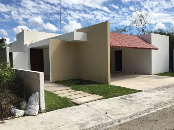 Casa En Venta En Merida F-21161, 3 Rec. La Rejoyada $6,500,000