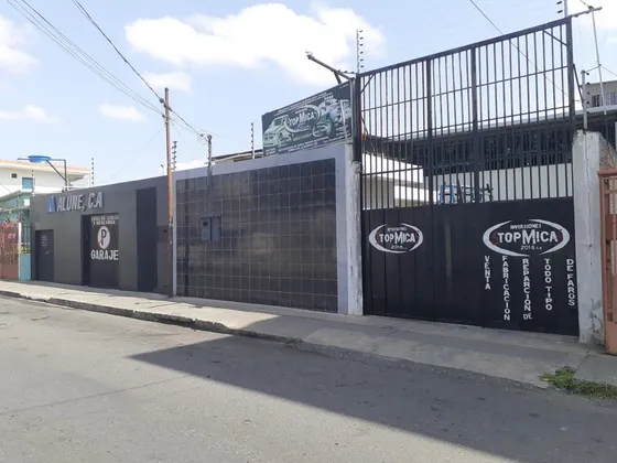 25-4222* Nataly Zambrano Vende Este Comercial (galpon - Deposito) En Venta En Centro, Lara