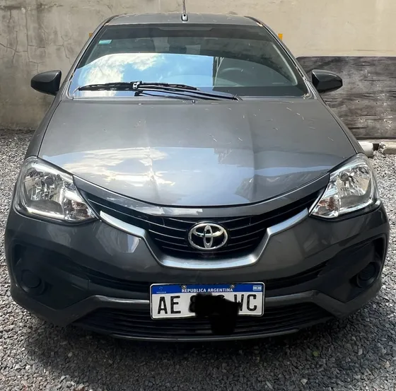 Toyota Etios 1.5 Sedan X
