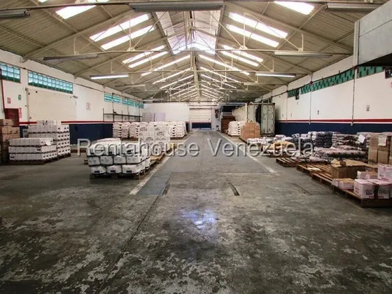 Galpon / Deposito Industrial  Alquiler  Boleita Sur Mls - 25-24062 