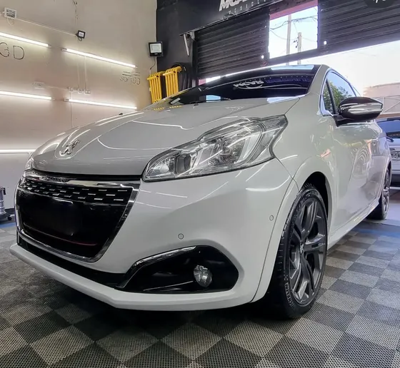Peugeot 208 1.6 Gti