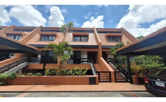 Se Vende Townhouse 256m2 Monterrey 7333