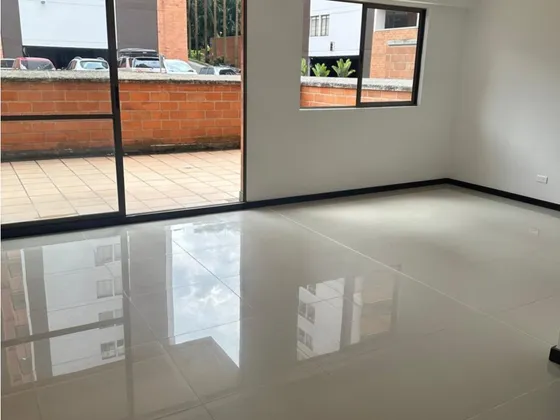 Apartamento En Venta De Sabaneta, Sector La Doctora